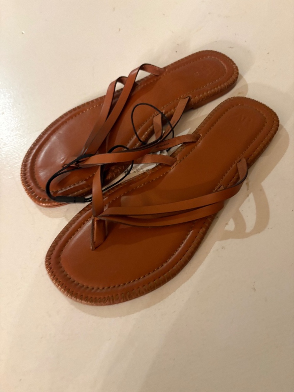 Zara leather flip flop NWT